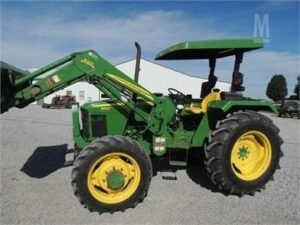 John Deere 5103, 5203, 5104, 5204 Operators Manual